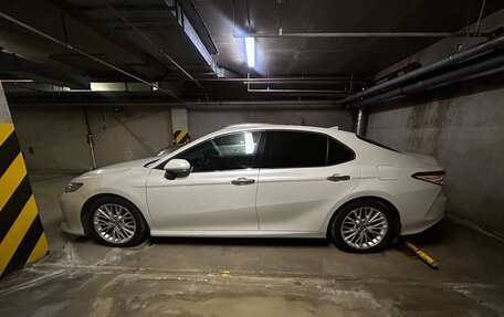 Toyota Camry, 2018 год, 3 333 333 рублей, 5 фотография