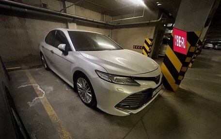 Toyota Camry, 2018 год, 3 333 333 рублей, 4 фотография