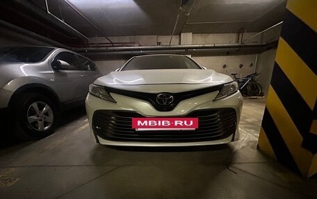 Toyota Camry, 2018 год, 3 333 333 рублей, 3 фотография