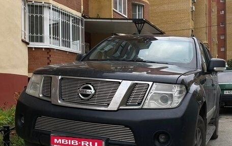 Nissan Pathfinder, 2011 год, 550 000 рублей, 2 фотография