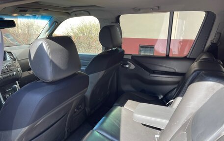 Nissan Pathfinder, 2011 год, 550 000 рублей, 9 фотография