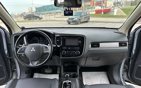 Mitsubishi Outlander III рестайлинг 3, 2012 год, 987 000 рублей, 13 фотография