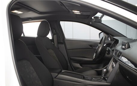 Mazda CX-4, 2022 год, 2 340 000 рублей, 8 фотография