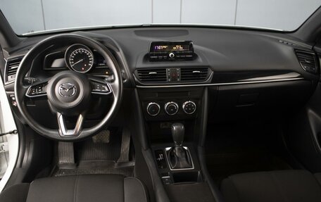 Mazda CX-4, 2022 год, 2 340 000 рублей, 6 фотография