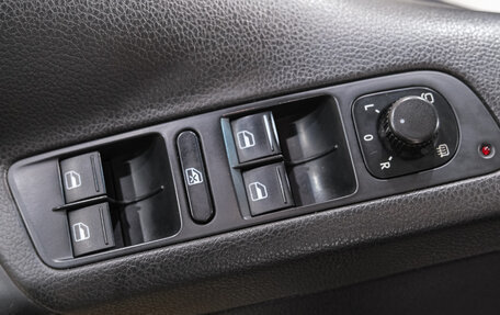 Volkswagen Tiguan I, 2011 год, 1 229 000 рублей, 27 фотография