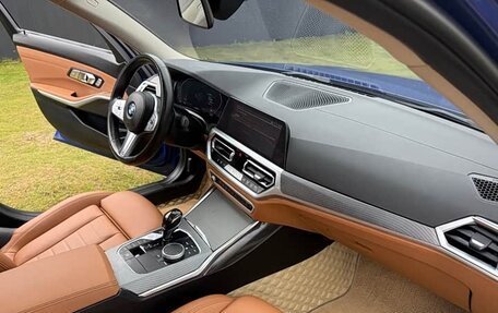 BMW 3 серия, 2022 год, 2 700 000 рублей, 10 фотография