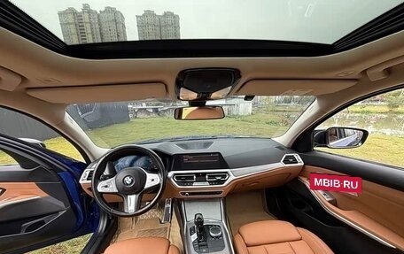 BMW 3 серия, 2022 год, 2 700 000 рублей, 11 фотография