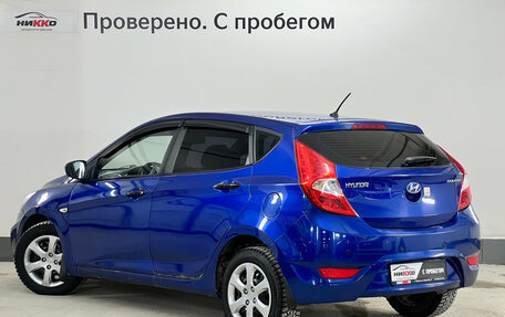 Hyundai Solaris II рестайлинг, 2012 год, 560 000 рублей, 5 фотография