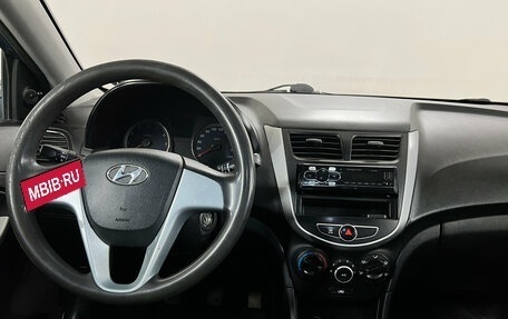 Hyundai Solaris II рестайлинг, 2012 год, 560 000 рублей, 10 фотография