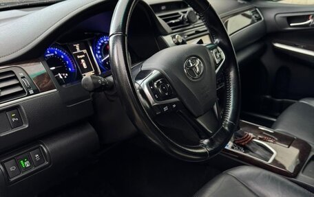 Toyota Camry, 2016 год, 1 900 000 рублей, 8 фотография