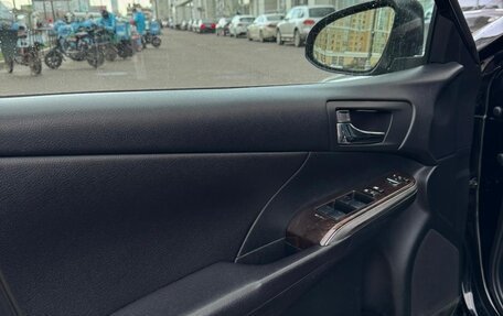 Toyota Camry, 2016 год, 1 900 000 рублей, 9 фотография