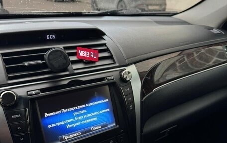 Toyota Camry, 2016 год, 1 900 000 рублей, 10 фотография