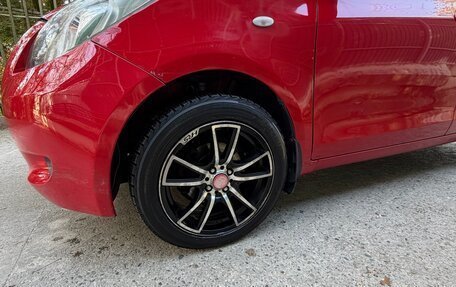 Toyota Yaris III рестайлинг, 2007 год, 650 000 рублей, 2 фотография