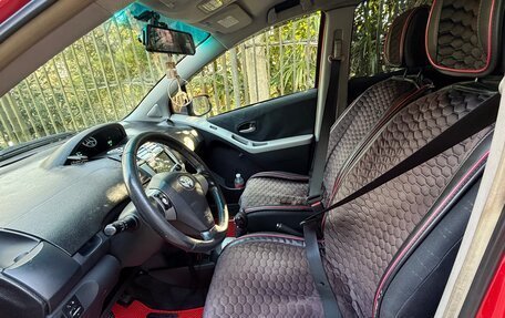 Toyota Yaris III рестайлинг, 2007 год, 650 000 рублей, 6 фотография