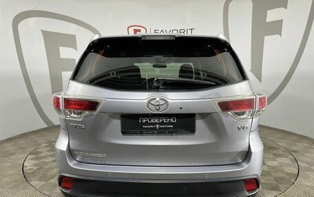 Toyota Highlander III, 2014 год, 2 649 000 рублей, 3 фотография