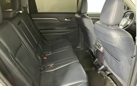 Toyota Highlander III, 2014 год, 2 649 000 рублей, 16 фотография