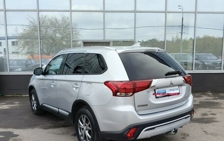 Mitsubishi Outlander III рестайлинг 3, 2019 год, 2 299 000 рублей, 7 фотография