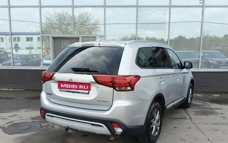 Mitsubishi Outlander III рестайлинг 3, 2019 год, 2 299 000 рублей, 5 фотография