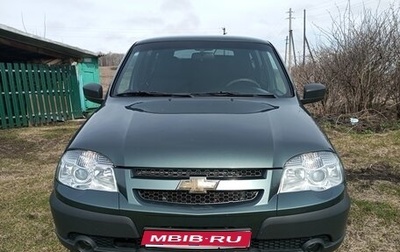 Chevrolet Niva I рестайлинг, 2017 год, 900 000 рублей, 1 фотография