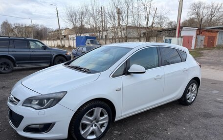 Opel Astra J, 2015 год, 1 070 000 рублей, 3 фотография