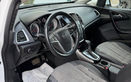 Opel Astra J, 2015 год, 1 070 000 рублей, 7 фотография