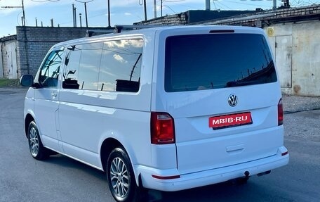 Volkswagen Caravelle T6 рестайлинг, 2017 год, 2 580 000 рублей, 4 фотография