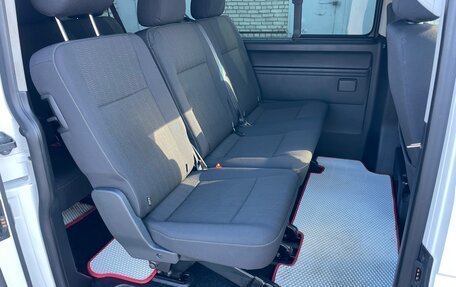 Volkswagen Caravelle T6 рестайлинг, 2017 год, 2 580 000 рублей, 12 фотография