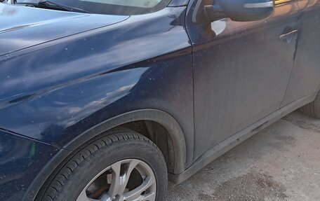 Mitsubishi Outlander III рестайлинг 3, 2014 год, 1 400 000 рублей, 2 фотография