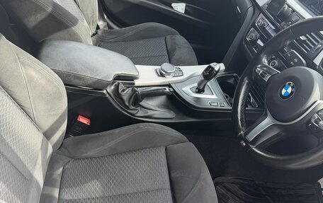 BMW 3 серия, 2017 год, 1 700 000 рублей, 14 фотография