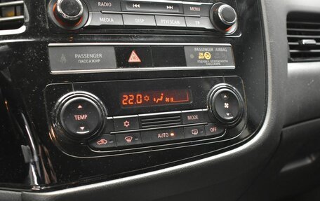 Mitsubishi Outlander III рестайлинг 3, 2019 год, 2 379 000 рублей, 22 фотография