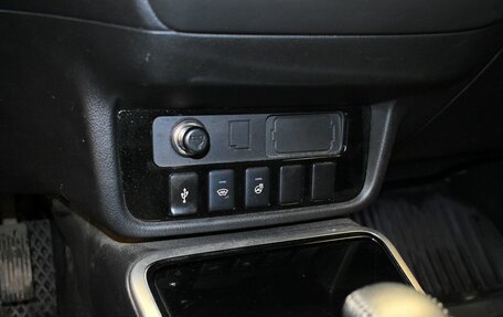 Mitsubishi Outlander III рестайлинг 3, 2019 год, 2 379 000 рублей, 25 фотография