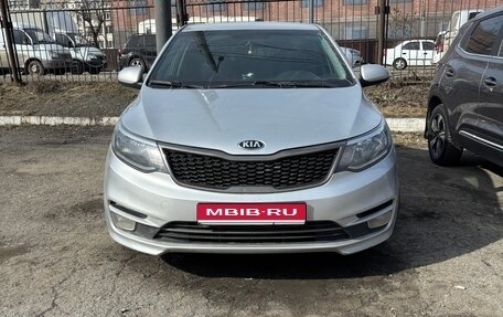 KIA Rio III рестайлинг, 2015 год, 1 020 000 рублей, 1 фотография