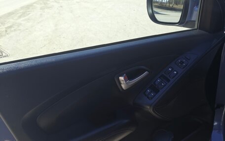 Hyundai ix35 I рестайлинг, 2013 год, 1 300 000 рублей, 1 фотография