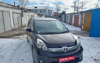 Toyota ISis I, 2013 год, 1 250 000 рублей, 1 фотография