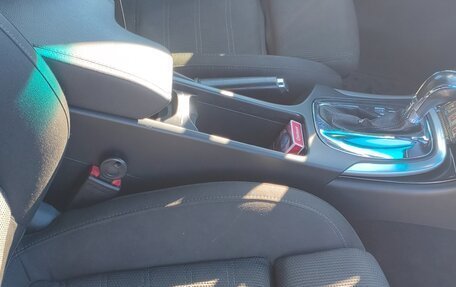 Opel Insignia II рестайлинг, 2009 год, 670 000 рублей, 10 фотография