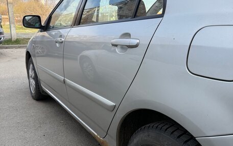 Toyota Corolla, 2005 год, 440 000 рублей, 4 фотография