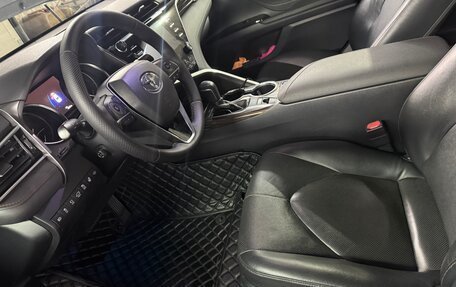 Toyota Camry, 2019 год, 3 150 000 рублей, 15 фотография