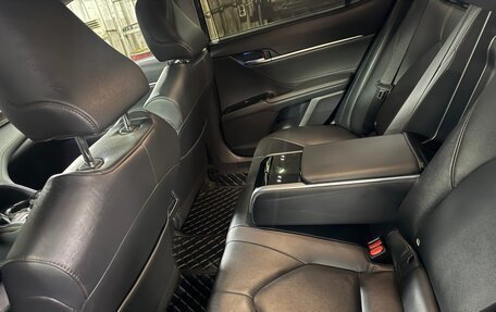 Toyota Camry, 2019 год, 3 150 000 рублей, 18 фотография