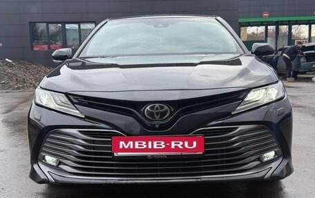 Toyota Camry, 2019 год, 3 150 000 рублей, 8 фотография