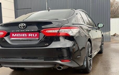 Toyota Camry, 2019 год, 3 150 000 рублей, 11 фотография
