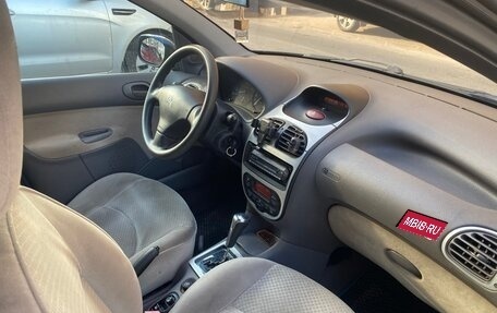 Peugeot 206, 2004 год, 210 000 рублей, 9 фотография