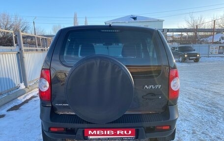 Chevrolet Niva I рестайлинг, 2017 год, 640 000 рублей, 4 фотография