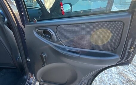 Chevrolet Niva I рестайлинг, 2017 год, 640 000 рублей, 14 фотография