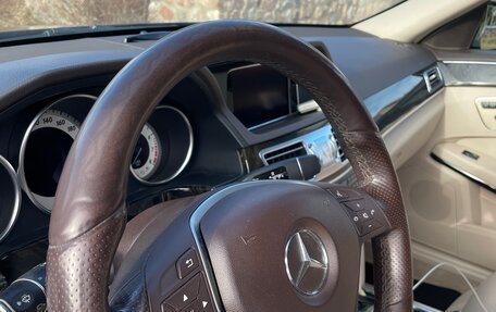 Mercedes-Benz E-Класс, 2013 год, 2 500 000 рублей, 16 фотография