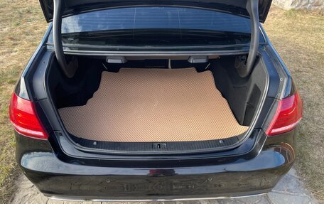 Mercedes-Benz E-Класс, 2013 год, 2 500 000 рублей, 18 фотография