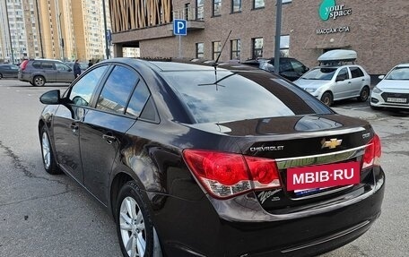 Chevrolet Cruze II, 2013 год, 900 000 рублей, 10 фотография