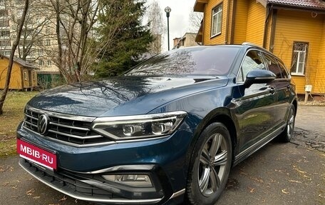 Volkswagen Passat B8 рестайлинг, 2020 год, 2 520 000 рублей, 2 фотография