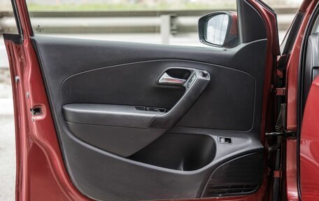 Volkswagen Polo VI (EU Market), 2013 год, 798 000 рублей, 21 фотография