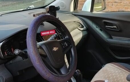 Chevrolet Trax, 2017 год, 1 050 000 рублей, 8 фотография