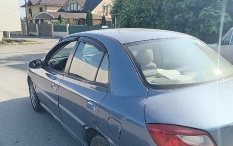 KIA Rio II, 2000 год, 245 000 рублей, 2 фотография